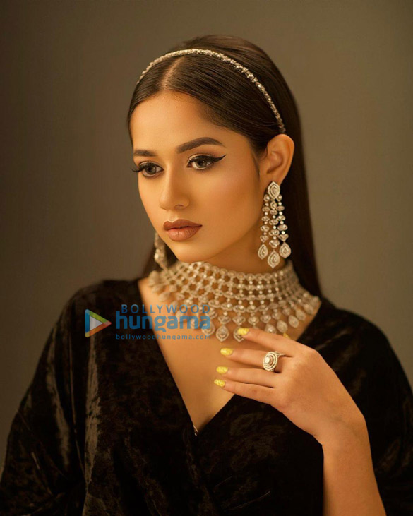 jannat zubair rahmani 1 7