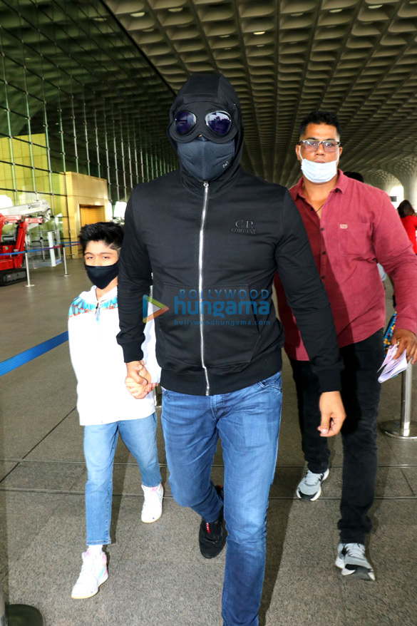 photo rashmika mandanna farah khan boney kapoor sunil grover and others spotted at the airport 3
