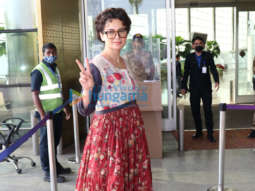 Photos: Actors Kangana Ranaut and Kiara Advani spotted at the airport
