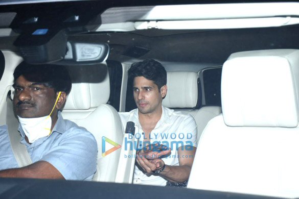 photos ananya panday karan johar shanaya kapoor aryan khan among others attend shweta bachchans birthday bash in juhu 2