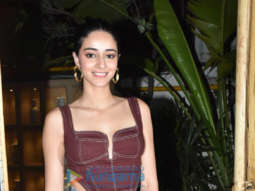 Photos: Ananya Panday steps out in style on Monday night for dinner with parents Chunky Pandey and Bhavana Pandey at Bastian in Bandra