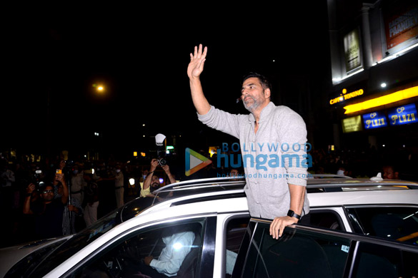 photos bachchhan paandey stars akshay kumar and kriti sanon hosts special screening in delhi 3