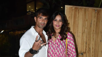 Photos: Bipasha Basu, Karan Singh Grover and Aarti Singh step out for dinner at Binge, Bastian in Khar