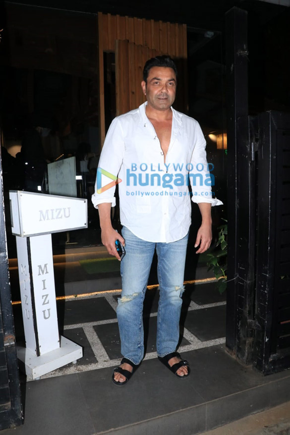 Photos: Bobby Deol and Palak Tiwari snapped at Mizu in Bandra Photos: Bobby Deol and Palak Tiwari snapped at Mizu in Bandra