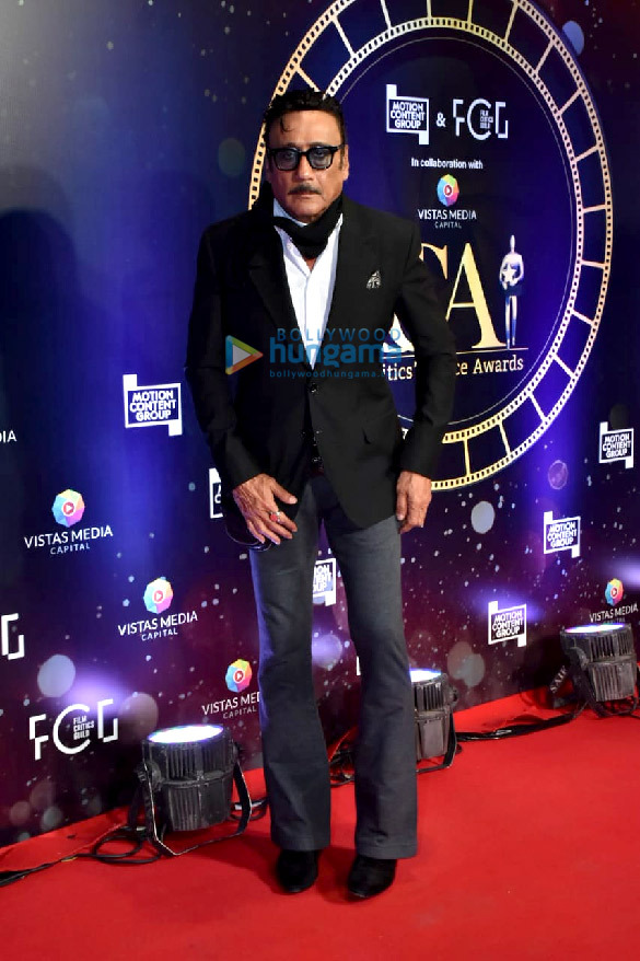 photos celebs attend critics choice awards 2022 1