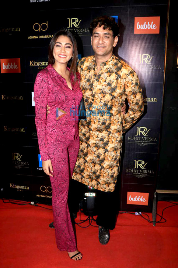 photos celebs snapped attending designer rohit vermas show at kingsman juhu4 2