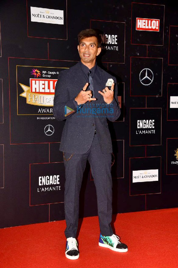 photos celebs snapped attending the hello hall of fame awards 4