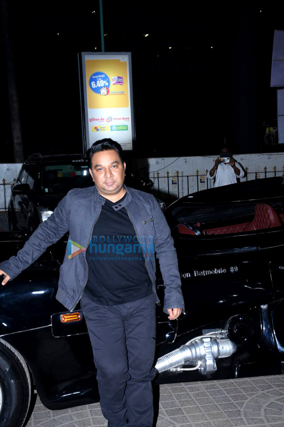 photos heropanti 2 director ahmed khan arrives in batmobile at the screening of the batman 2