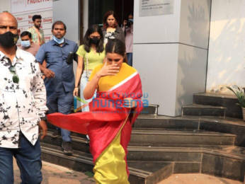 Photos: Karan Johar, Parineeti Chopra, Mithun Chakraborty, Bharti Singh snapped on the sets of Hunarbaaz - Desh Ki Shaan