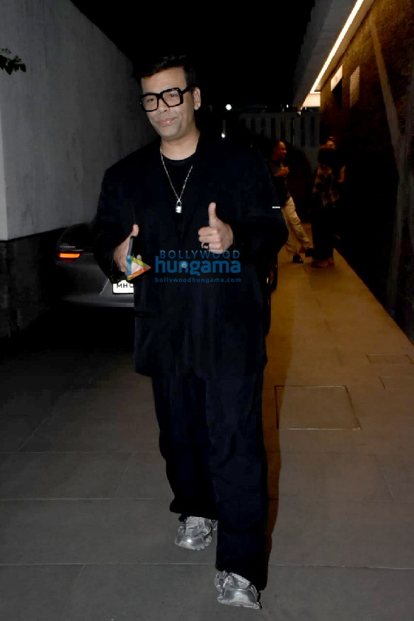 photos katrina kaif vicky kaushal karan johar and others snapped at farhan akhtars house in bandra 2