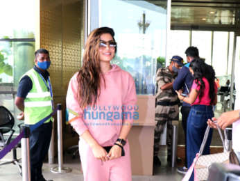 Photos: Mouni Roy, Rashmika Mandanna, Dia Mirza keep it comfy and casual as they are snapped at the airport