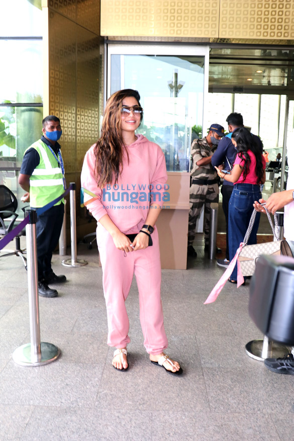 photos mouni roy rashmika mandanna dia mirza keep it comfy and casual as they are snapped at the airport 4