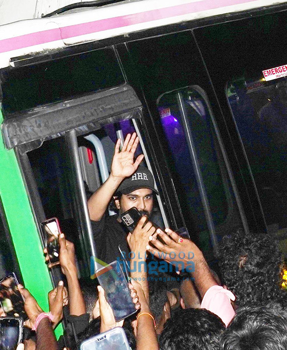 photos ram charan greets fans as he arrives to watch the early morning show of rrr in hyderabad 2