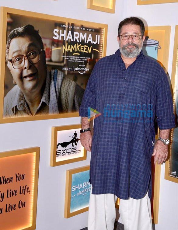 photos ranbir kapoor neetu kapoor alia bhatt and others from the kapoor family attend the special screening of rishi kapoors last film sharmaji namkeen 4