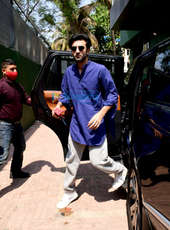 photos ranbir kapoor snapped in andheri 3 2