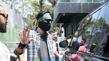 Photos: Ranbir Kapoor spotted in a casual avatar in Andheri