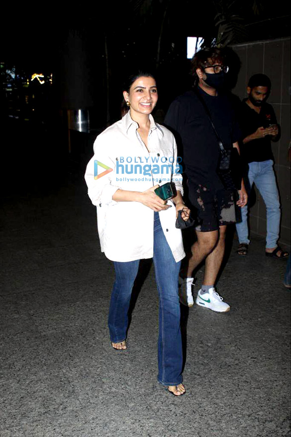 photos ranveer singh and samantha ruth prabhu snapped in their stylish best at the airport 2