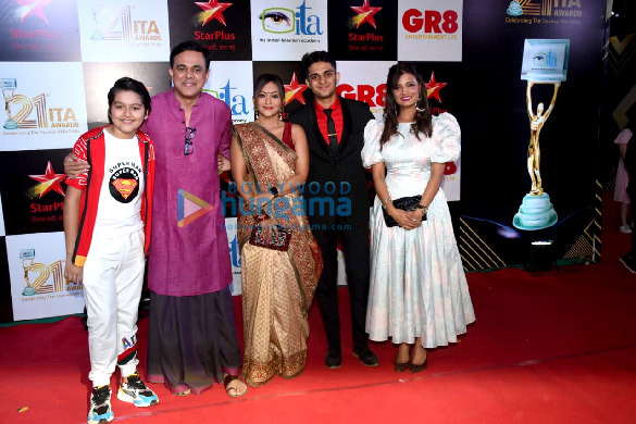 photos rashami desai rakhi sawant among other celebs attend ita awards 20221 3