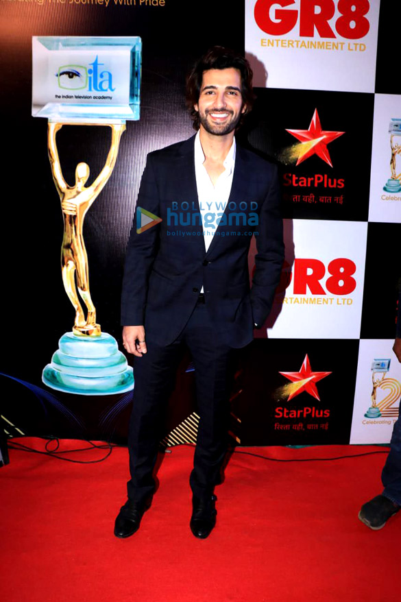 photos rashami desai rakhi sawant among other celebs attend ita awards 20227 1