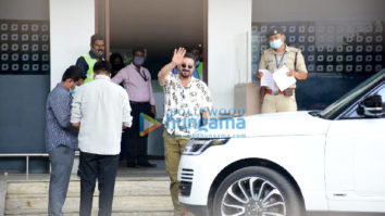 Photos: Sanjay Dutt and Ritesh Sidhwani spotted at Kalina airport