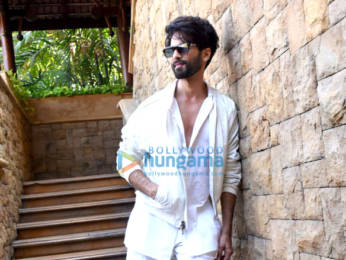 Photos: Shahid Kapoor and Mrunal Thakur snapped promoting his soon to release film Jersey