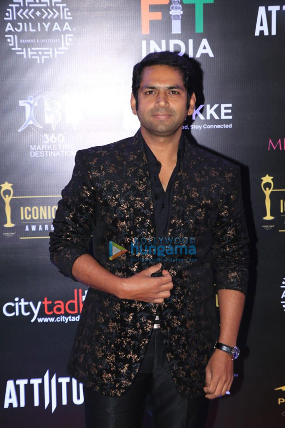 photos sharvari wagh sharib hashmi and other celebs grace the red carpet event of iconic gold awards 2022 2