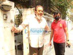 Photos: Veteran actor Dharmendra snapped outside a clinic in Bandra