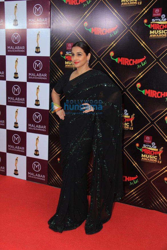 photos vidya balan sonu nigam and other celebs grace the red carpet of mirchi music awards 2022 1