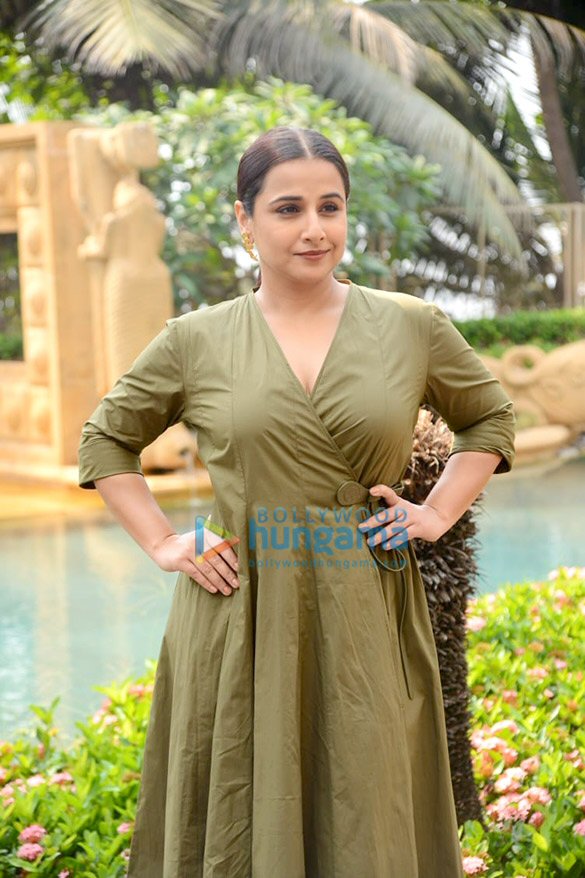 photos vidya balan spotted promoting her film jalsa at jw marriott juhu 5