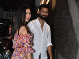 Spotted: Vicky, Katrina, Zoya, Karan, Shweta, Dino, Farah and Chunky at Farhan’s residence in Bandstand, Bandra, Mumbai