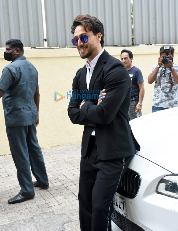 tiger shroff tara sutaria bhushan kumar and others snapped at the music launch event of heropanti 2 clean 5