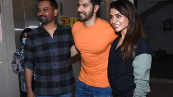 Varun Dhawan asks paparazzi to not scare Samantha Ruth Prabhu as they get spotted together in the city