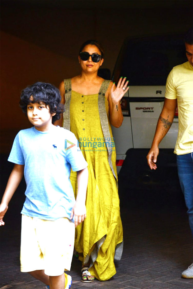 Amrita Arora visits Malaika Arora at her residence following her discharge from hospital after car accident