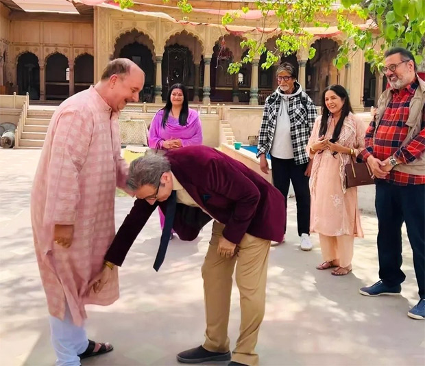 Anupam Kher touches younger brother Raju Kher's feet on Uunchai sets: 'He was awkward but I got cheap thrills'