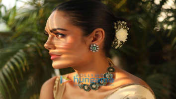 Celebrity Photos of Esha Gupta