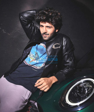 Celeb Photos Of Kartik Aaryan