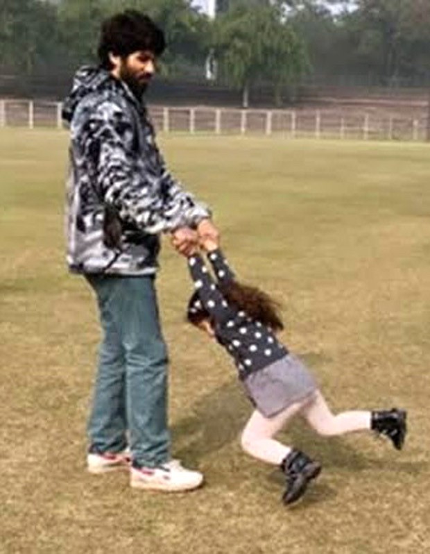 Mira Rajput shares behind-the-scenes photos of Shahid Kapoor and his children Misha and Zain before of the release of Jersey