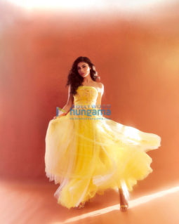 Celeb Photos Of Mouni Roy