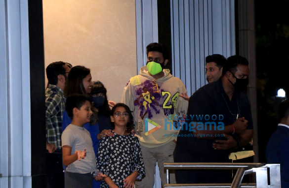 photos abhishek bachchan aishwarya rai bachchan and aaradhya bachchan snapped at yauatcha bkc 1