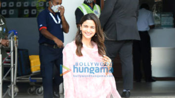 Photos: Alia Bhatt, Manish Malhotra, Nora Fatehi and others snapped at the airport