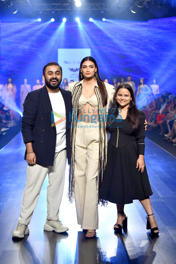Photos: Athiya Shetty turns showstopper at Bombay Times Fashion Week 2022