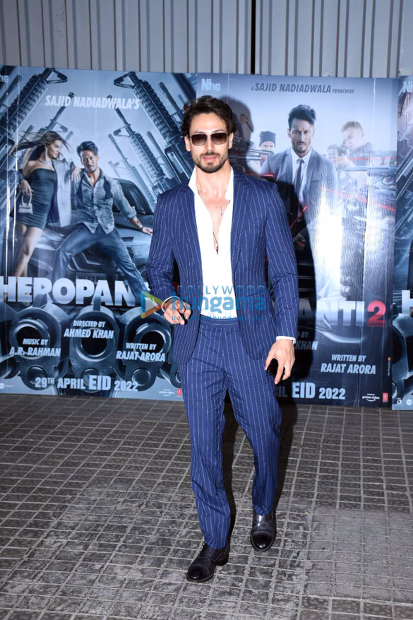 Photos: Celebs grace the special screening of Tiger Shroff and Tara Sutaria starrer Heropanti 2 Photos: Celebs grace the special screening of Tiger Shroff and Tara Sutaria starrer Heropanti 2