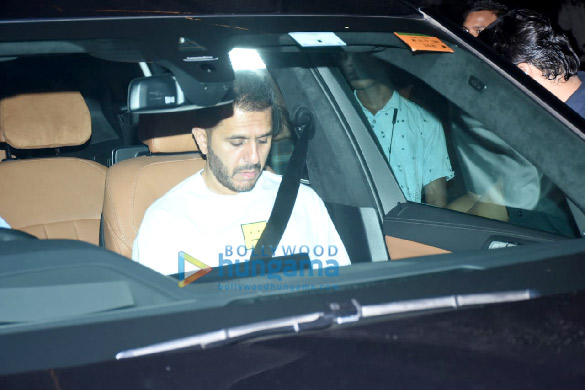 photos celebs snapped at karan johars house in bandra 9