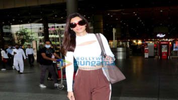 Photos: Diana Penty, Raveena Tandon and Nikki Tamboli snapped at the airport