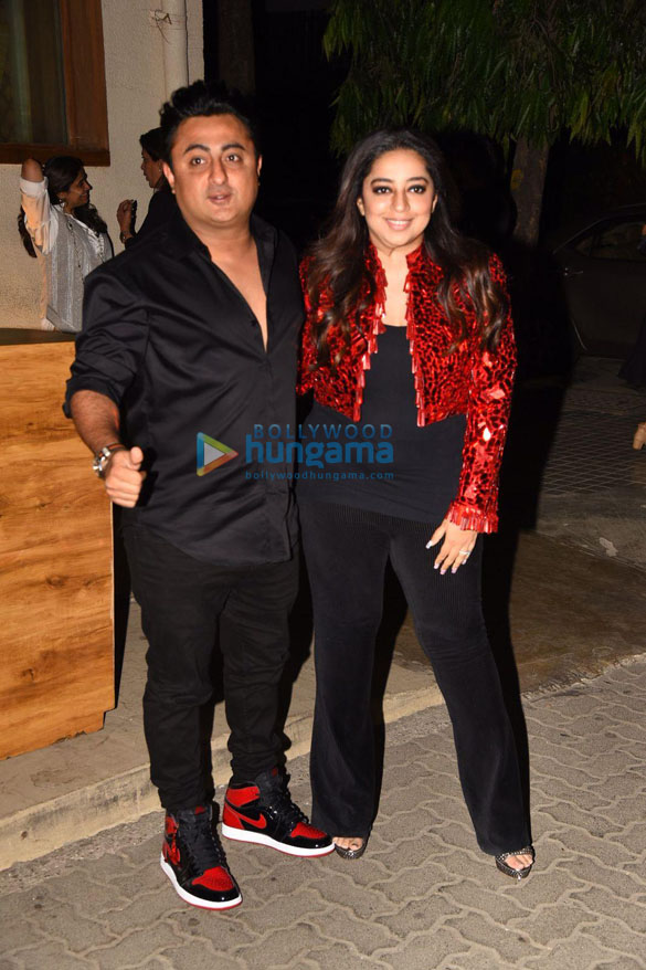photos elnaaz norouzi nidhi dutta binoy gandhi and deanne pandey spotted at bastian in worli 3