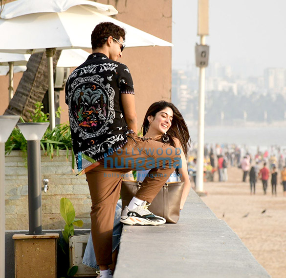 photos ishaan khatter snapped in juhu 2