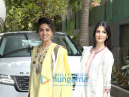 Photos: Neetu Singh, Riddhima Kapoor Sahni and Shaheen Bhatt leave for Ranbir Kapoor and Alia Bhatt’s wedding ceremony in Bandra