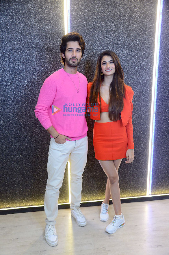 photos palak tiwari aditya seal and deeksha toor snapped at a dance studio in andheri 3