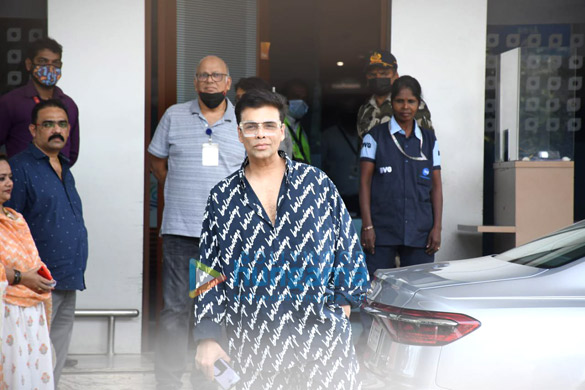photos sanjay dutt and karan johar spotted at kalina airport 2