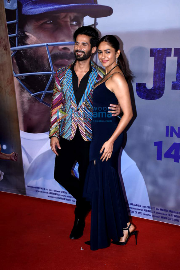 photos shahid kapoor and mrunal thakur snapped at the second trailer launch of jersey 7